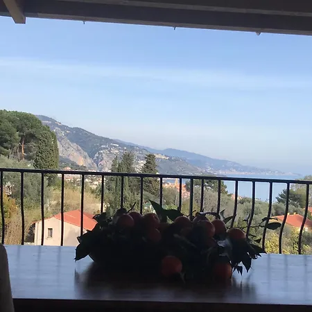Apartman Toit Terrasse Menton